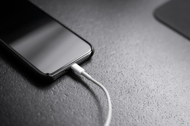 What Makes a Charger Both Fast and Safe