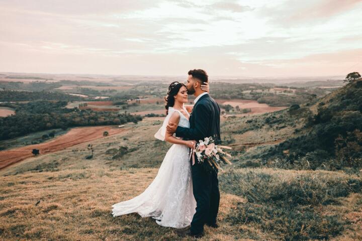 Alternatives to an Expensive Wedding