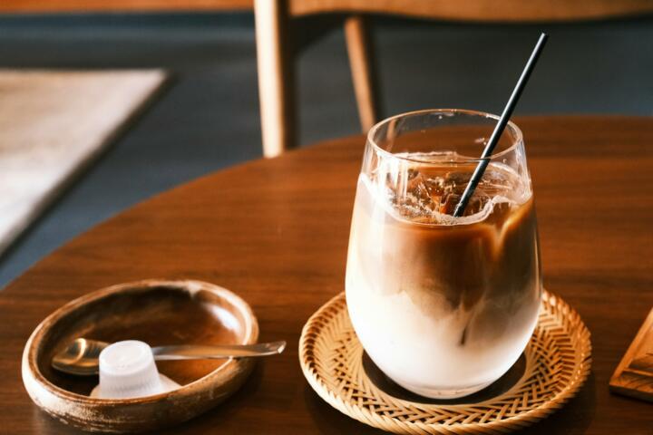 Cheaper Alternatives to a Daily Coffee Shop Habit